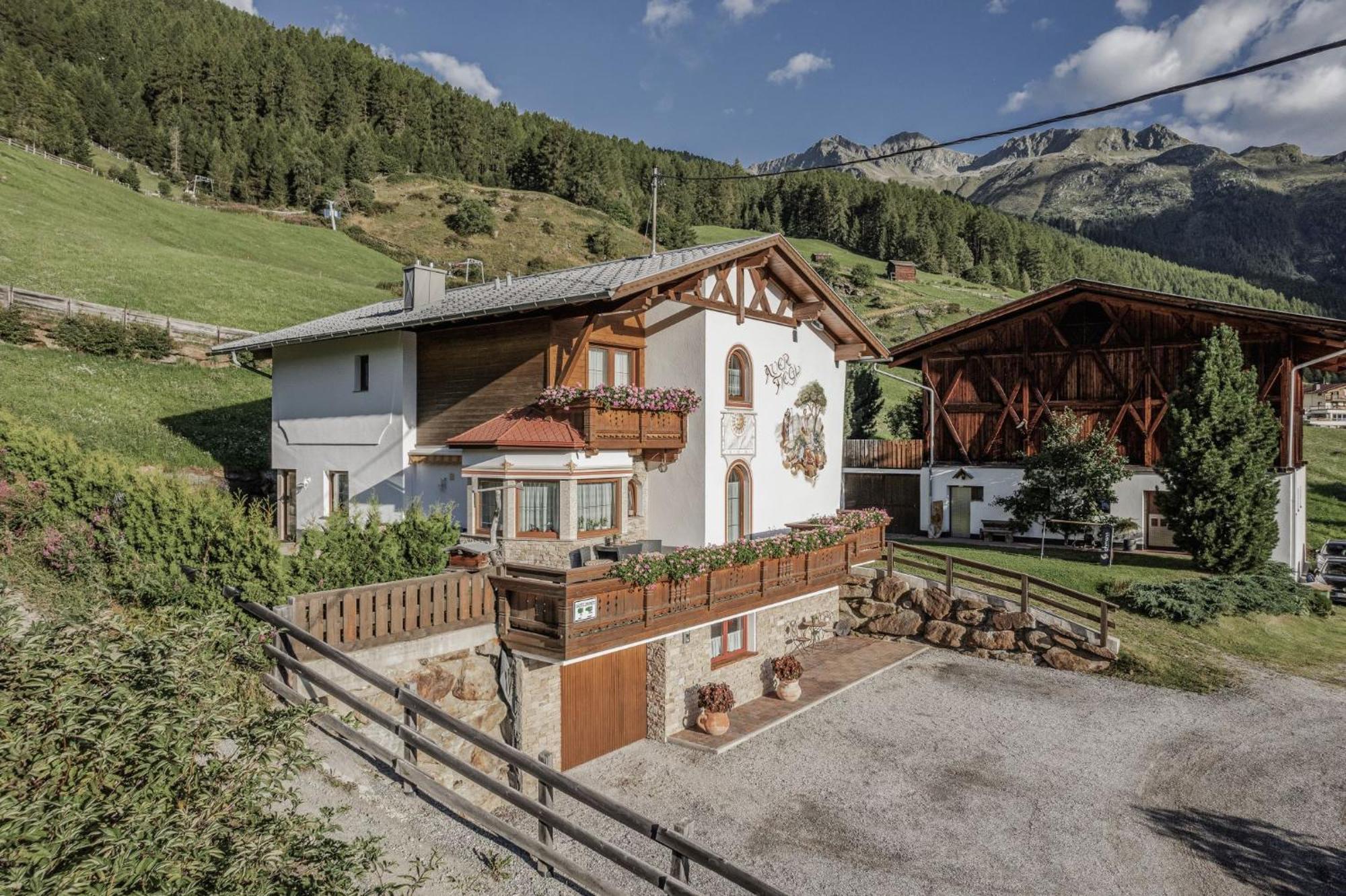 ゼルデン Auer-Fiegl Bed & Breakfast エクステリア 写真